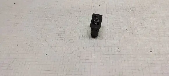 Toyota Corolla E120 E130 Headlight level height control switch 198A04