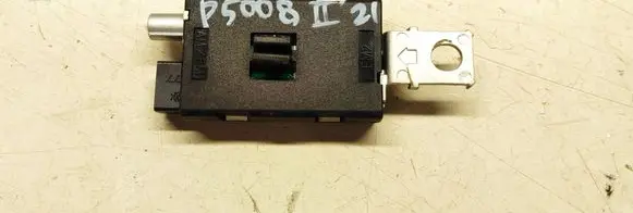 Peugeot 5008 II Aerial antenna amplifier 9678017080