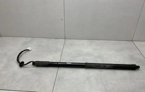 Nissan X-Trail T32 Tailgate/trunk strut/damper 905614CL1A