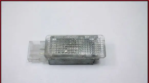 Volkswagen PASSAT B6 Boot/trunk interior light 6L0947565