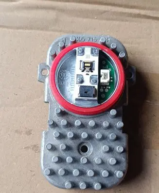 BMW X5 E70 LED ballast control module 1305715084