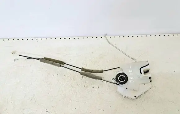 Honda FR-V Front door lock