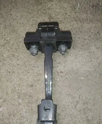 Renault Clio IV Rear door check strap stopper 824307049R
