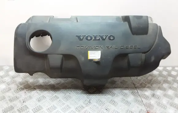 Volvo V70 Engine cover (trim)
