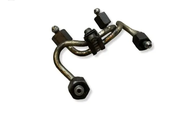 BMW 5 E60 E61 Fuel injector supply line/pipe 
