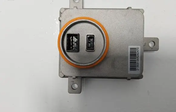 Volkswagen Golf VII Headlight ballast module Xenon 8K0941597B