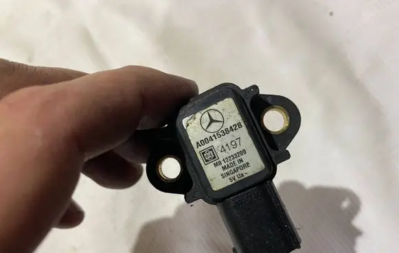 Mercedes-Benz E W211 Air pressure sensor a0041538428 0041538428