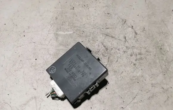 Mazda 5 Light module LCM CC6451225 0318000770