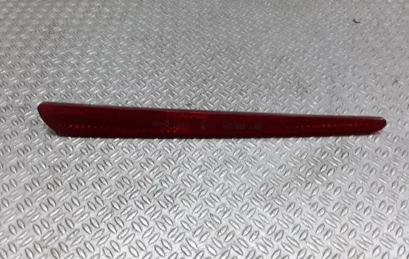Rear tail light reflector