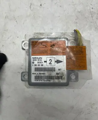 Nissan Terrano Airbag control unit/module 285568F200 0285001186