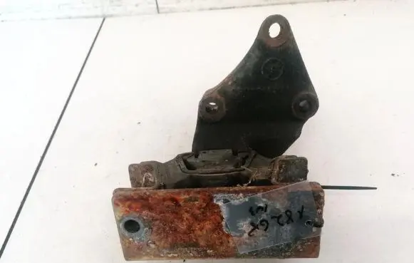 Peugeot Boxer Engine mount bracket