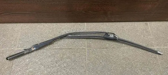 Iveco Daily 35 - 40.10 Windshield/front glass wiper blade 80005697B