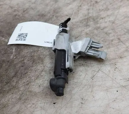 Ford Mondeo MK IV Headlight washer spray nozzle 7S7113L015BA 7S7113L015AE