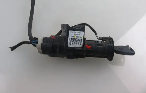 Fiat Panda II Ignition lock 46845361