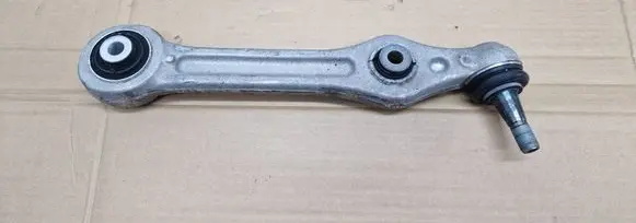 Mercedes-Benz C W205 Front lower control arm/wishbone 