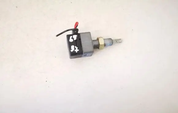 Brake pedal sensor switch