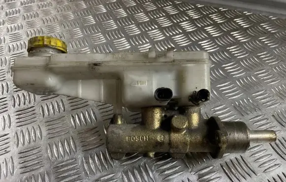 Peugeot Boxer Master brake cylinder 0204224784