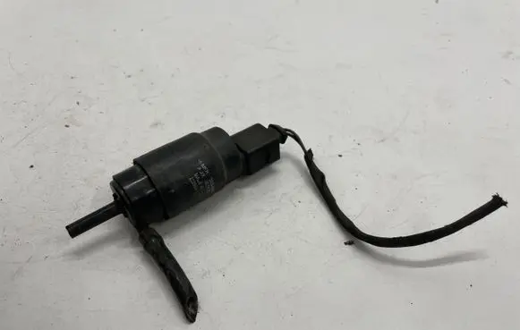 Mercedes-Benz C W204 Windscreen/windshield washer pump