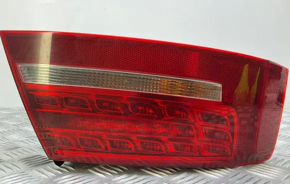 Audi A5 8T 8F Rear/tail lights 8T0945095D
