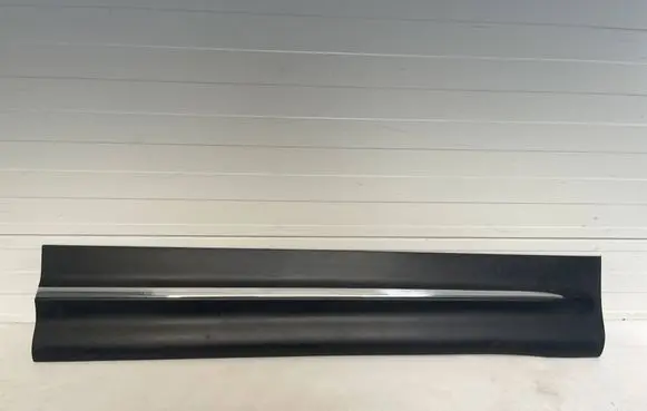 Mercedes-Benz GLB X247 Front door trim (molding) A2477274900