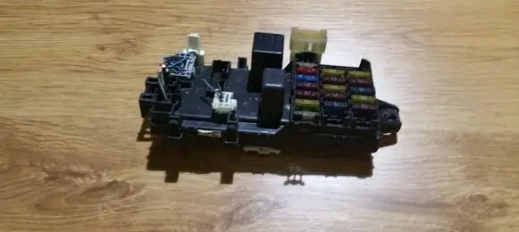 Mitsubishi Colt Fuse box set