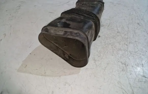 Volvo XC70 Air intake duct part 30748216