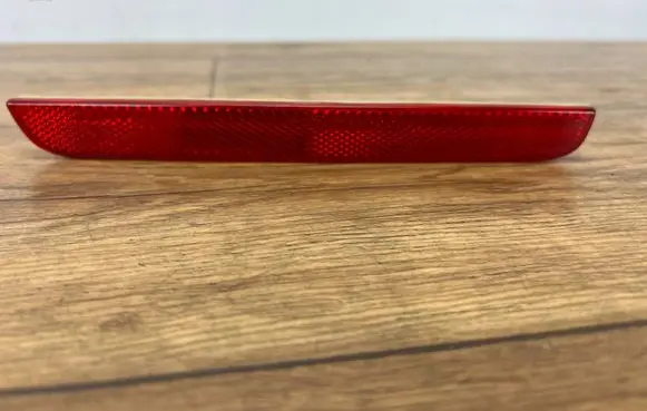 Dodge Challenger Rear tail light reflector 68211188AA