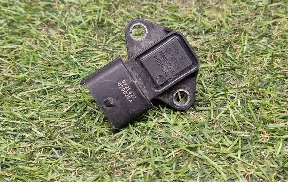 Hyundai Getz Air pressure sensor 3930022600