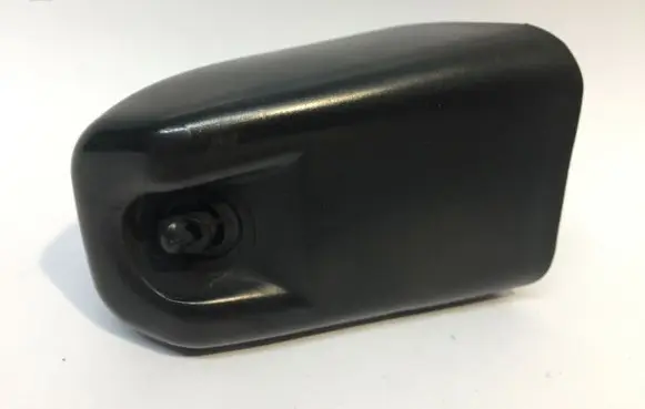 Mitsubishi Shogun Headlight washer spray nozzle