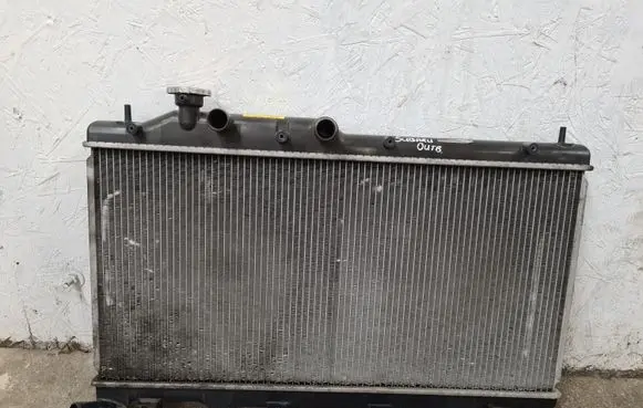 Subaru Outback Coolant radiator 100723 1007239M