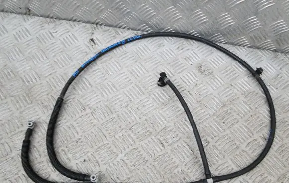 Mitsubishi Outlander Rear window washer fluid hose 