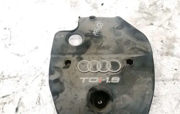 Engine cover (trim)