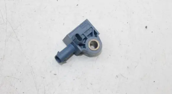 Audi Q3 8U Airbag deployment crash/impact sensor 5K0959351A