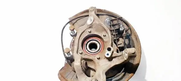 Mercedes-Benz C AMG W204 Rear wheel hub 