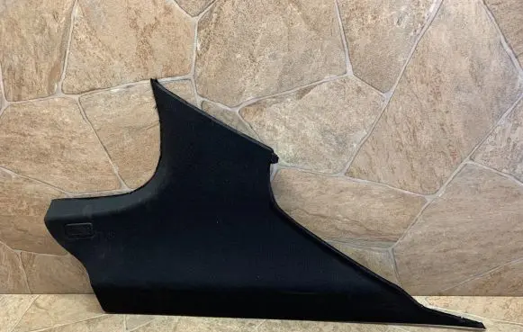 BMW 3 E90 E91 (C) pillar trim 7058341 52107010