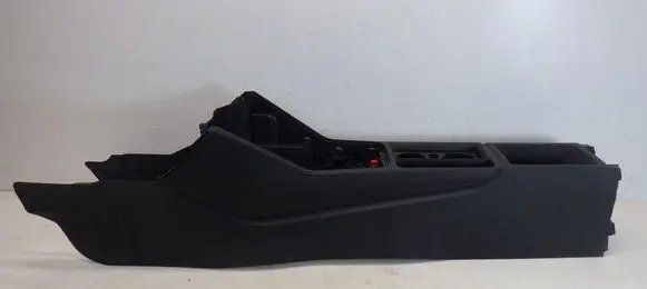Audi Q3 F3 Center console 83A862533