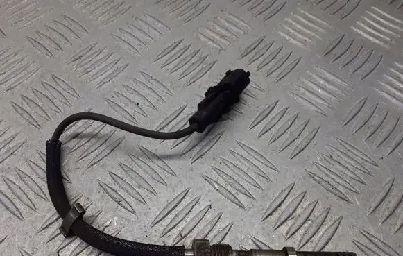 Opel Zafira B Exhaust gas pressure sensor 55355404