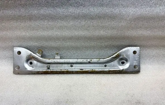 Audi Q3 F3 Muffler mount bracket/holder 5Q0804421B