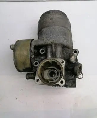 Saab 9-5 Oil filter mounting bracket