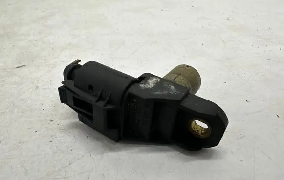 BMW 5 E39 Camshaft position sensor 7794646