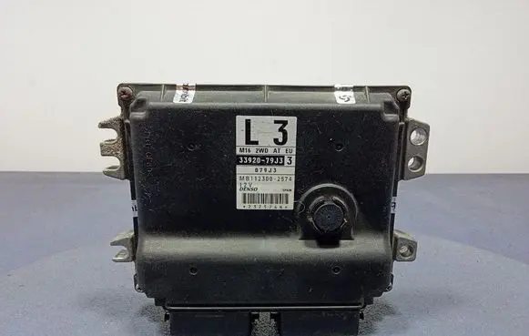 Suzuki SX4 Engine control unit/module ECU 33920-79J3