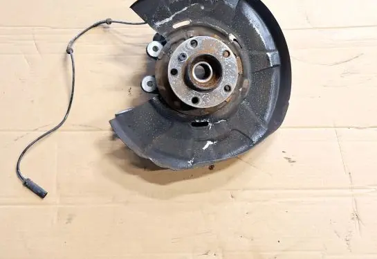 BMW 7 F01 F02 F03 F04 Rear wheel hub 6797448