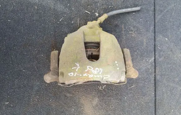 Ford Focus C-MAX Front brake caliper
