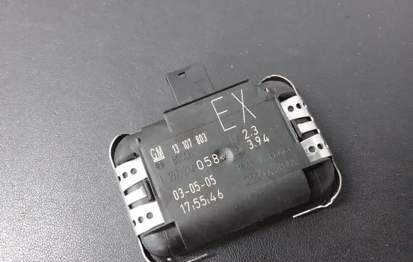 Opel Astra H Rain sensor 13107803 1397212058