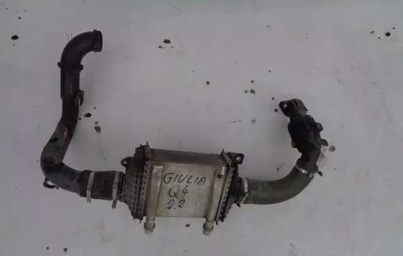 Alfa Romeo Giulia Intercooler radiator