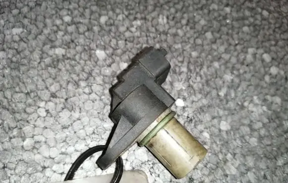 Camshaft position sensor