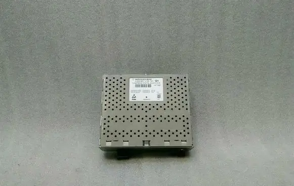 Mercedes-Benz C W205 HiFi Audio sound control unit A2229001408
