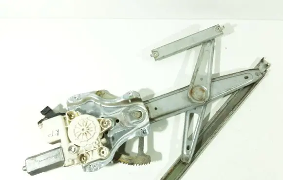 Toyota Corolla E120 E130 Front door window regulator with motor 0130822031 6982002130 992045100