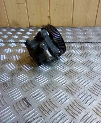 Peugeot 406 Power steering pump 91128