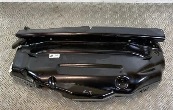 Jeep Grand Cherokee WL Other engine bay part 68411337AD